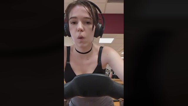 lucie_mehott  19-02-2023